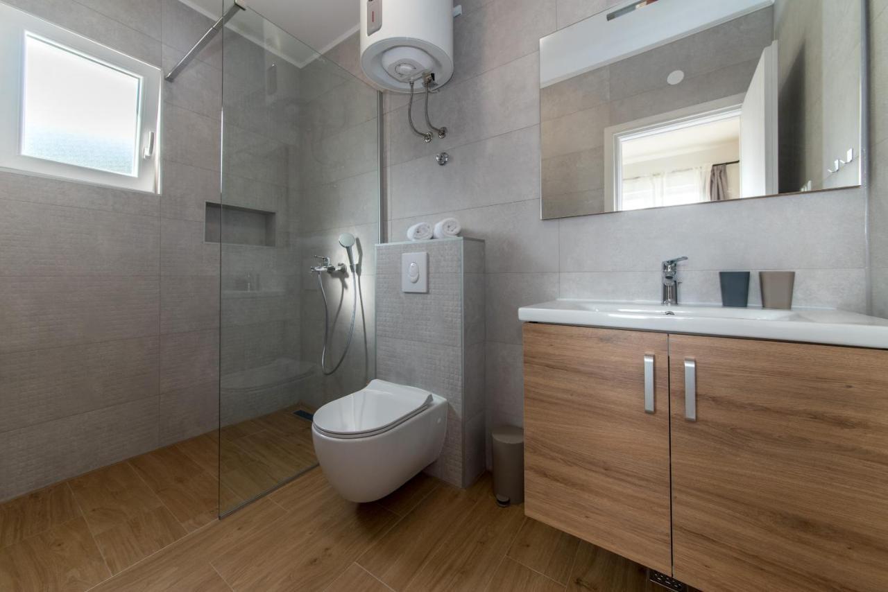 Apartment Mare Krvavica Ngoại thất bức ảnh