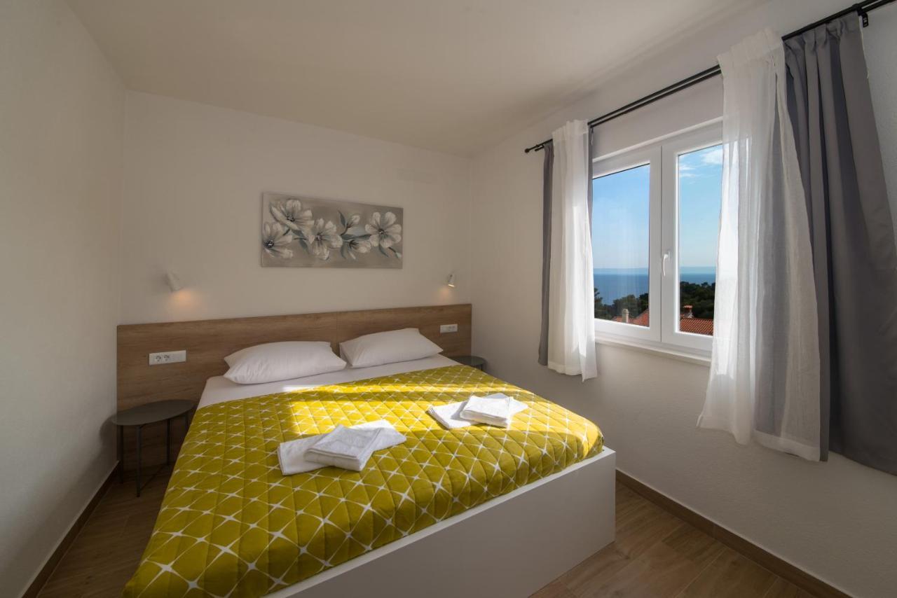 Apartment Mare Krvavica Ngoại thất bức ảnh