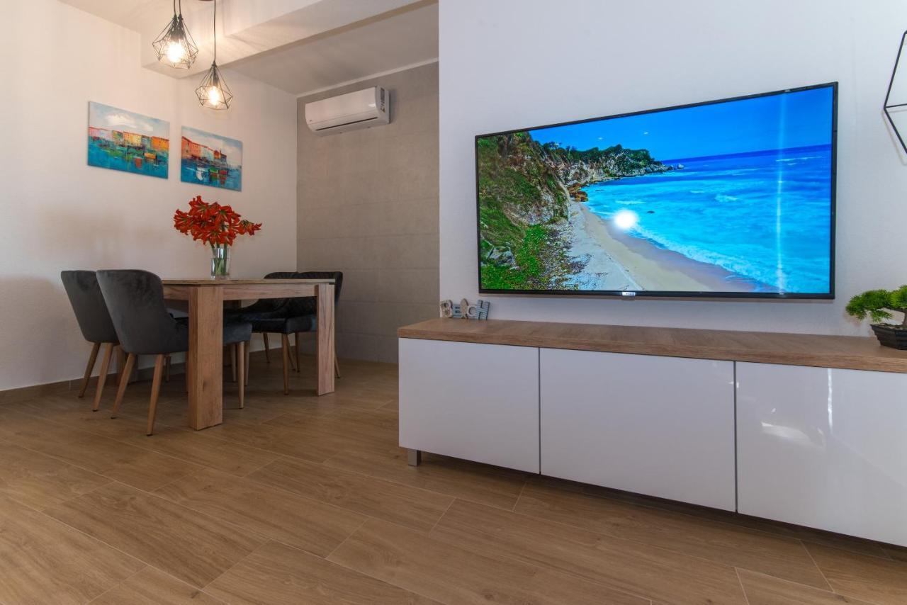 Apartment Mare Krvavica Ngoại thất bức ảnh