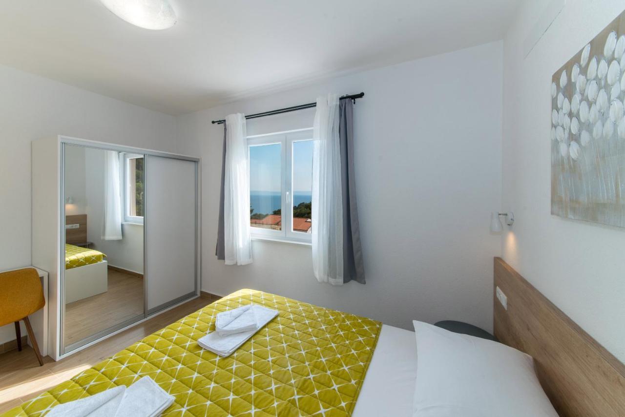 Apartment Mare Krvavica Ngoại thất bức ảnh